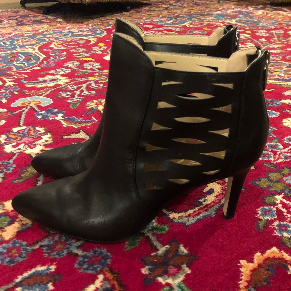 Adrienne Vittadini Black Bootie